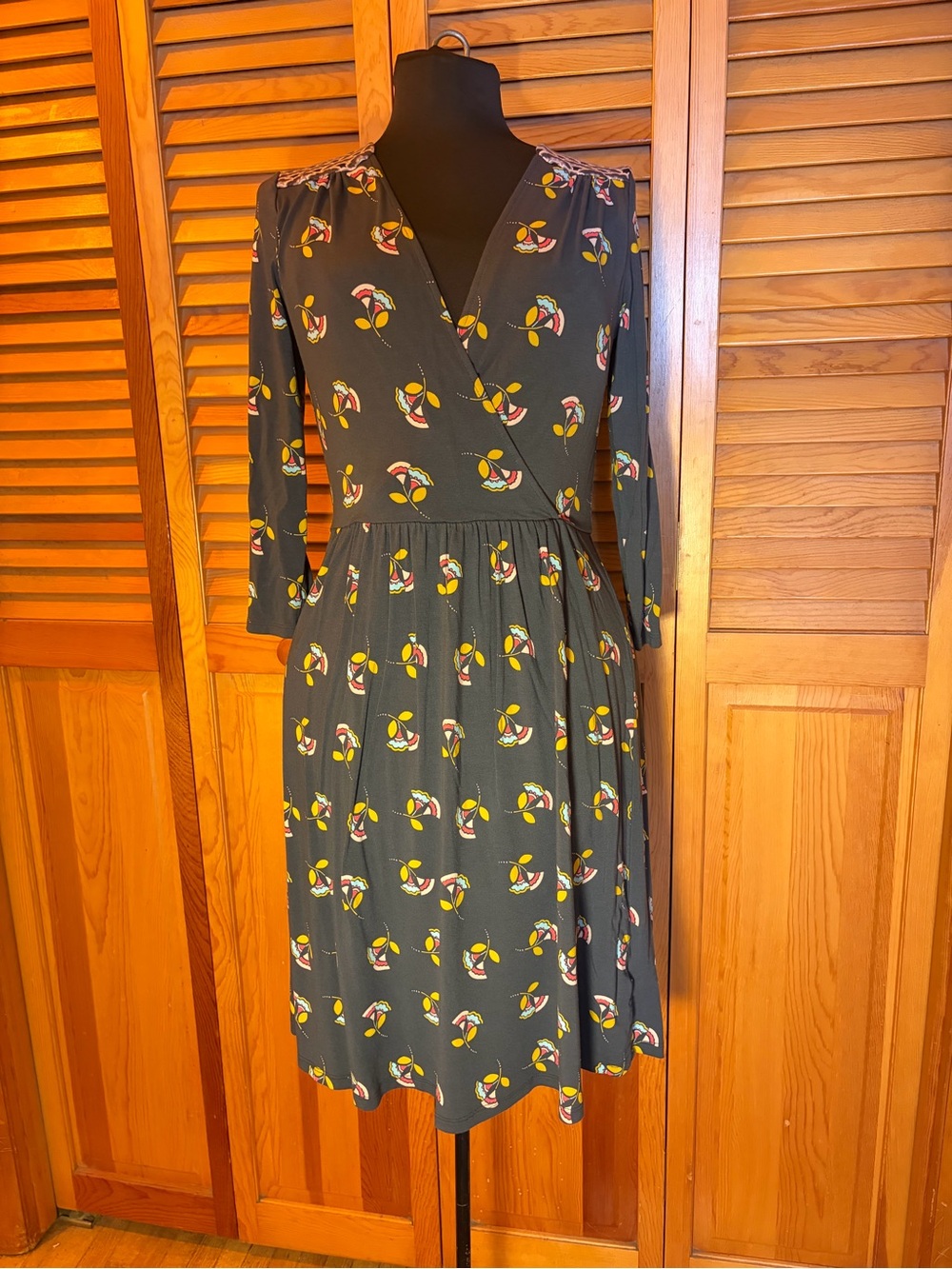 Boden Glenda Dress Womens 4 Faux Wrap Floral Jersey Fit Flare Retro Whimsical